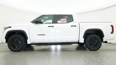 2026 Toyota Tundra SR5 4WD CrewMax