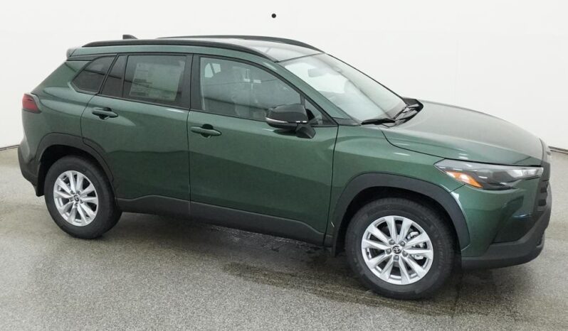 
								2026 Toyota Corolla Cross LE FWD full									