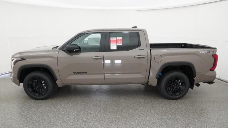 
								2026 Toyota Tundra Limited 4WD CrewMax full									