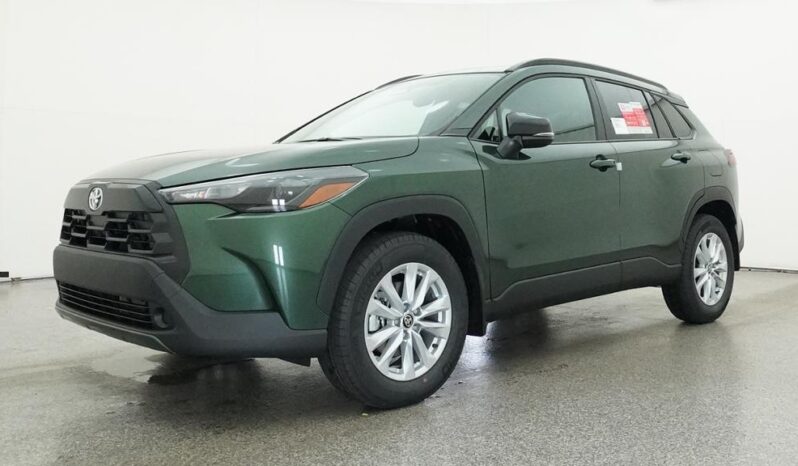 
								2026 Toyota Corolla Cross LE FWD full									