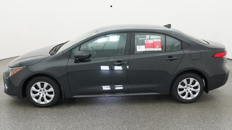 
								2026 Toyota Corolla LE FWD full									