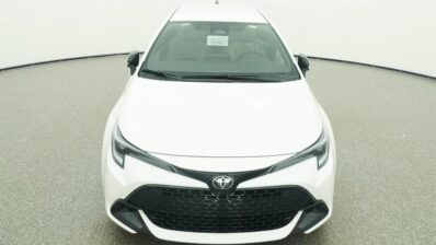 2026 Toyota Corolla Hatchback SE FWD