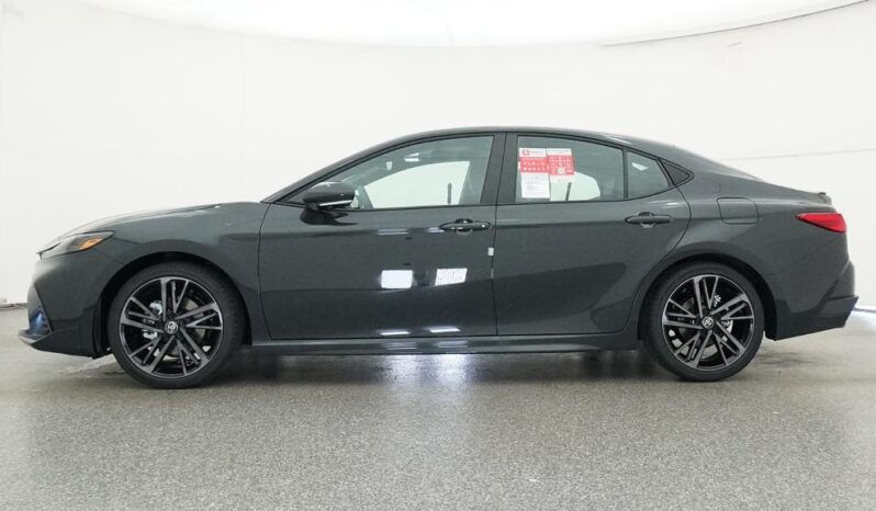 
								2026 Toyota Camry XSE FWD full									