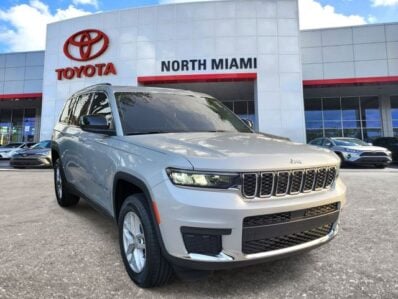 2022 Jeep New Grand Cherokee Laredo 4×4