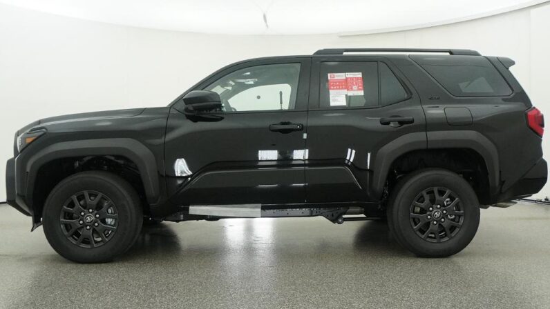 
								2026 Toyota 4Runner SR5 PT4WD full									
