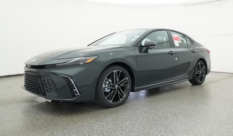 
								2026 Toyota Camry XSE FWD full									
