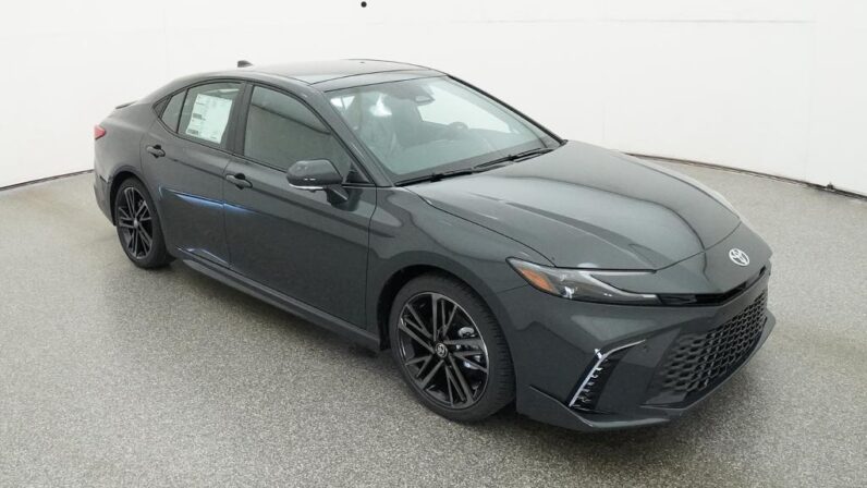 
								2026 Toyota Camry XSE FWD full									