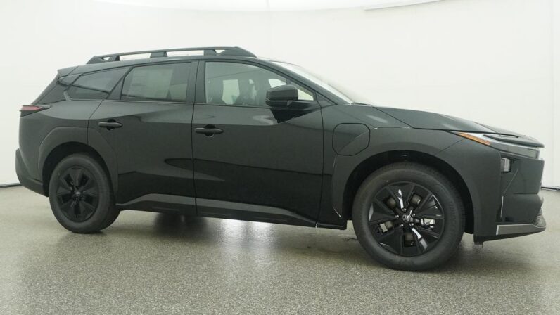 
								2026 Toyota bZ Woodland AWD full									