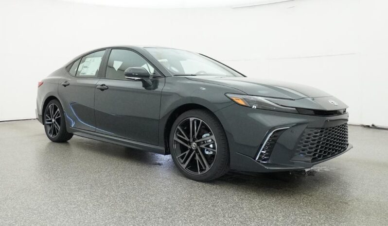 
								2026 Toyota Camry XSE FWD full									