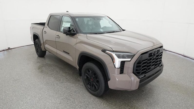
								2026 Toyota Tundra Limited 4WD CrewMax full									