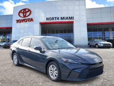 2025 Toyota Camry LE Front-Wheel Drive