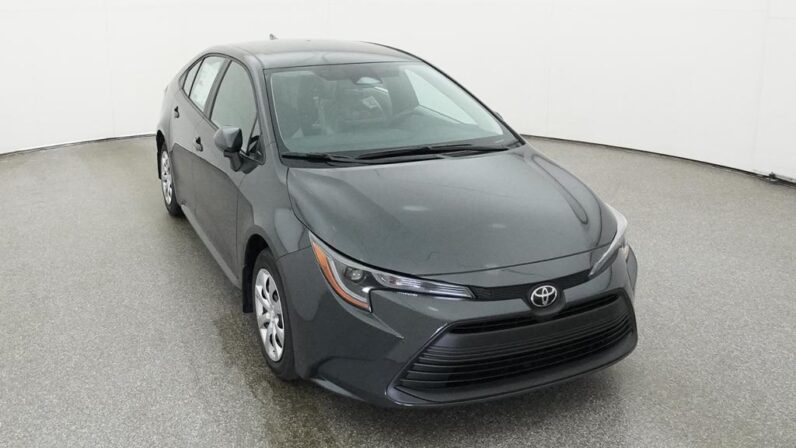 
								2026 Toyota Corolla LE FWD full									