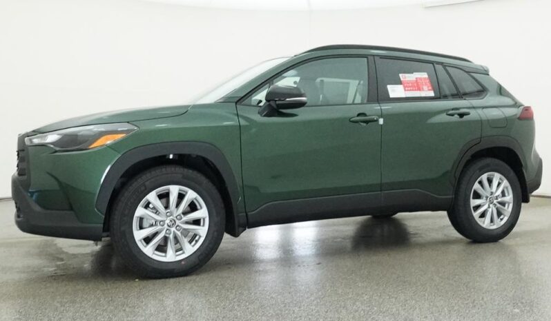 
								2026 Toyota Corolla Cross LE FWD full									
