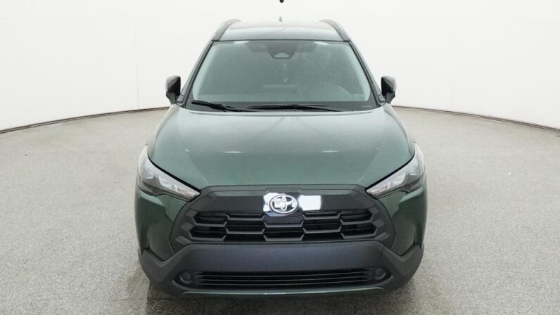 
								2026 Toyota Corolla Cross LE FWD full									