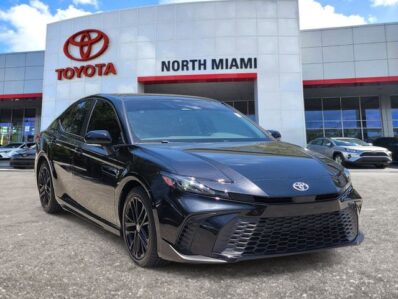 2025 Toyota Camry SE Front-Wheel Drive