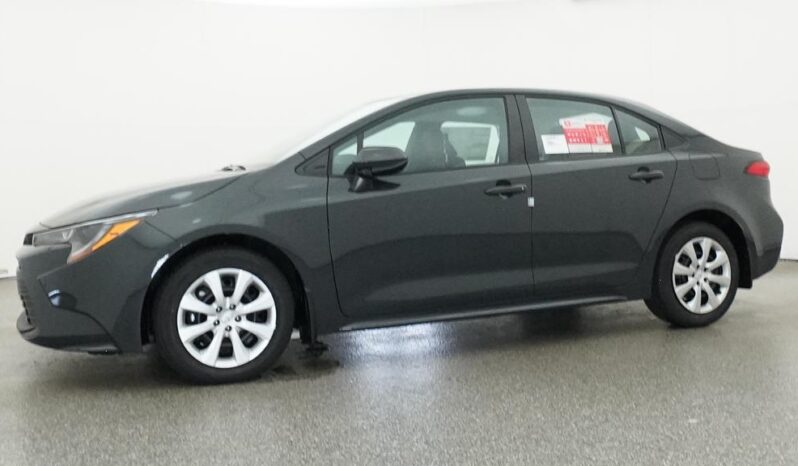 
								2026 Toyota Corolla LE FWD full									